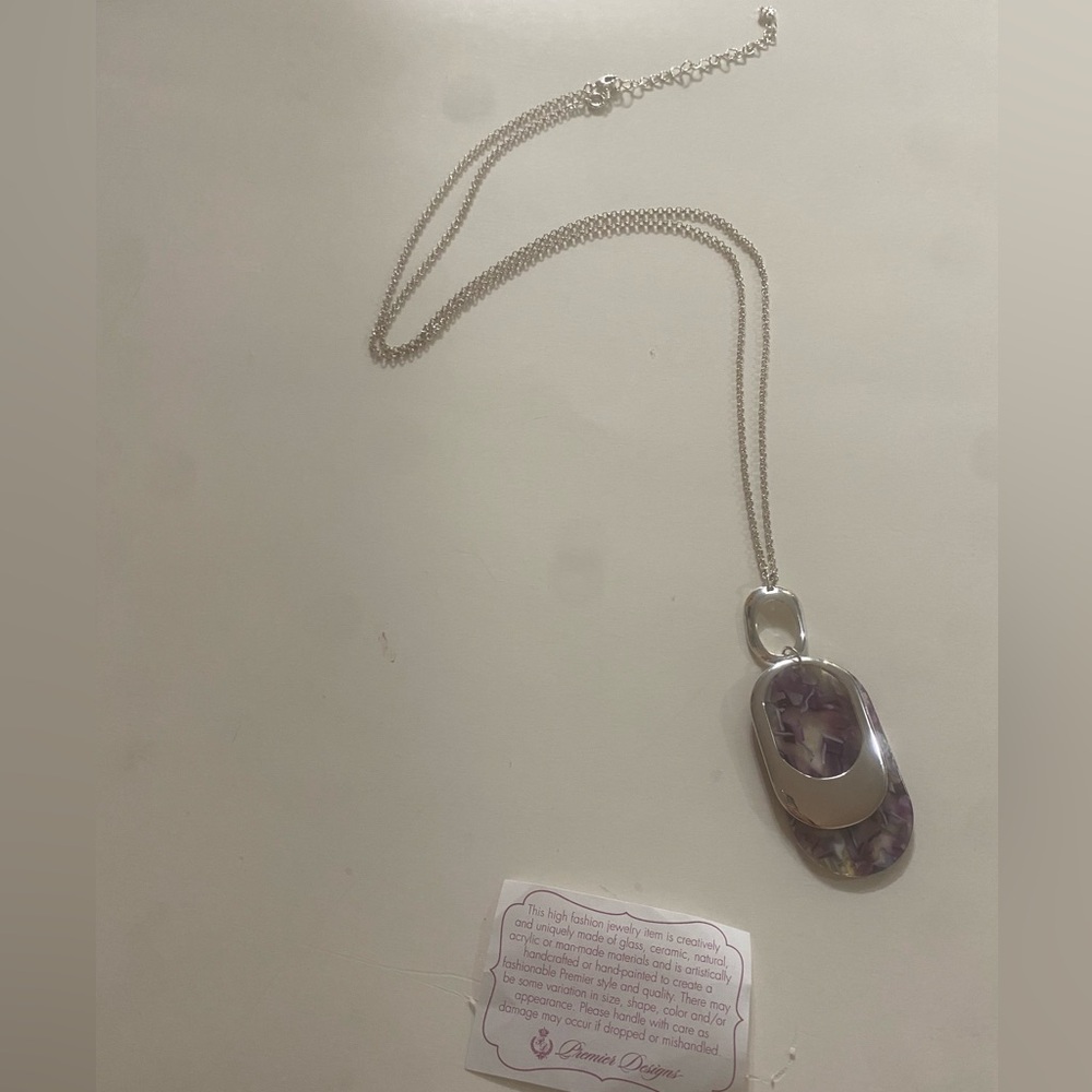 Premier Designs Elegant Jewelry Piece